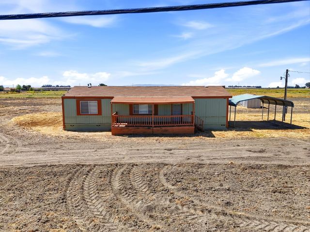 8866 23rd Avenue, Lemoore, CA 93245