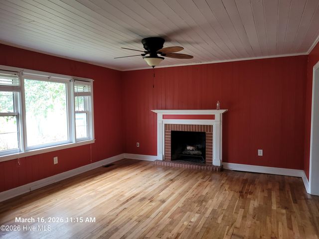 137 Pine Street, Shallotte, NC 28470