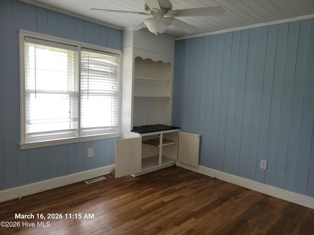 137 Pine Street, Shallotte, NC 28470