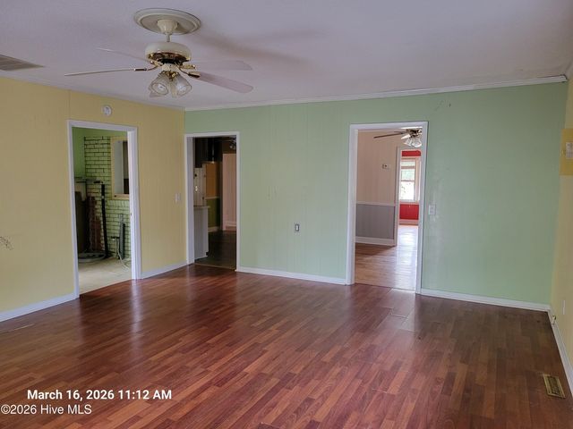 137 Pine Street, Shallotte, NC 28470
