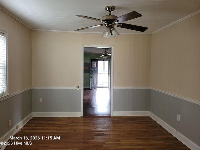 137 Pine Street, Shallotte, NC 28470