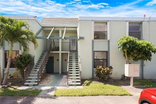 7330 NW 18th St 204, Margate, FL 33063