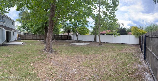 11598 WEST RIDE Drive, Jacksonville, FL 32223