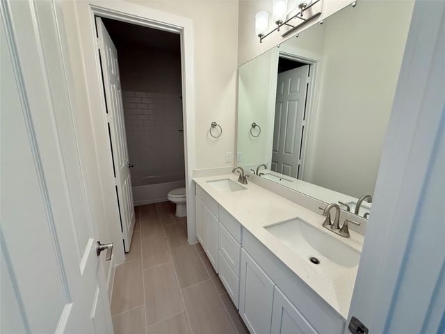 1300 Green Ridge, Weatherford, TX 76085