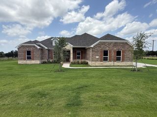 1300 Green Ridge, Weatherford, TX 76085