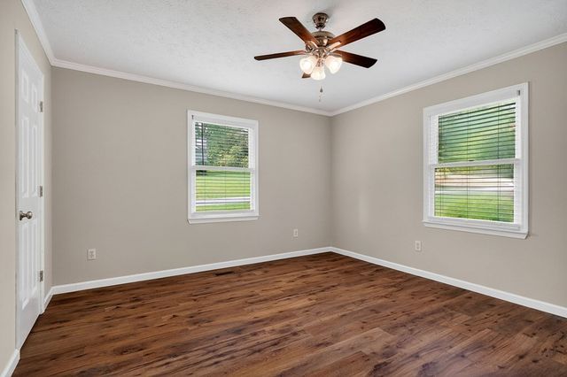 2600 Lake Valley Dr, Cookeville, TN 38506