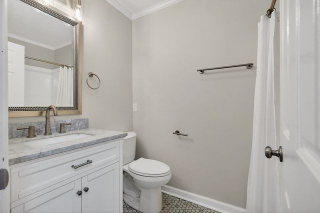 2600 Lake Valley Dr, Cookeville, TN 38506