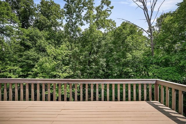 2600 Lake Valley Dr, Cookeville, TN 38506