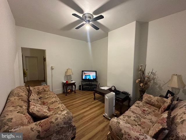 2047 MARGARET ST, Philadelphia, PA 19124