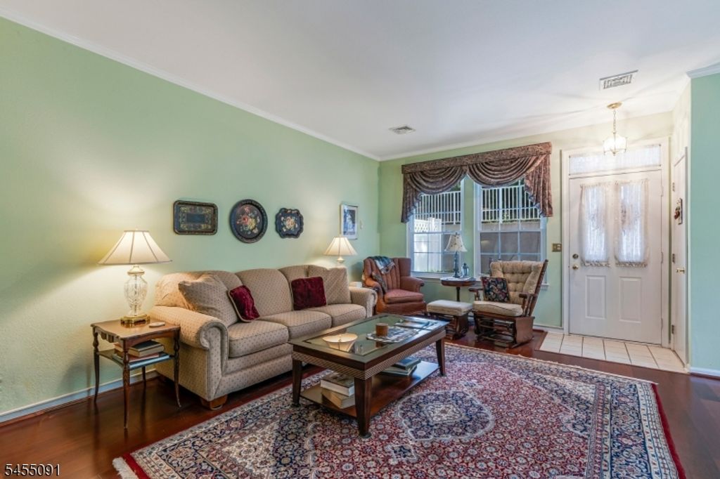 17 Quail Brook Court, Bedminster Twp., NJ 07921 — photo 2