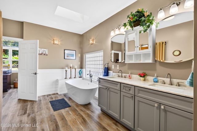 701 S Hill Court, Biloxi, MS 39532