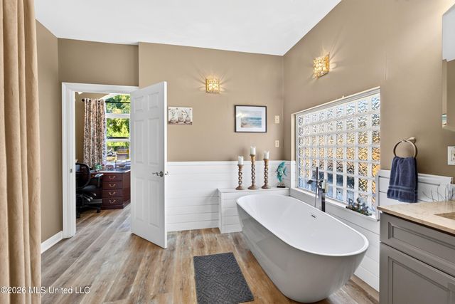701 S Hill Court, Biloxi, MS 39532