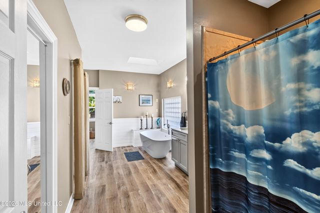701 S Hill Court, Biloxi, MS 39532