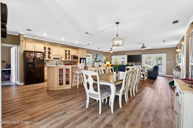 701 S Hill Court, Biloxi, MS 39532