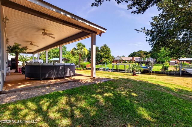 701 S Hill Court, Biloxi, MS 39532