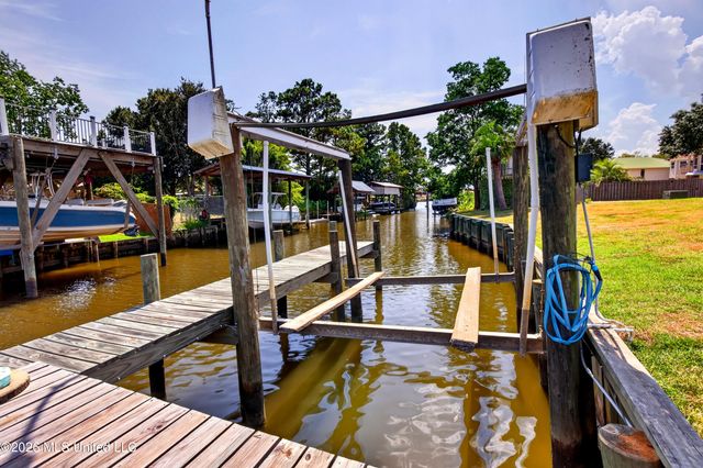 701 S Hill Court, Biloxi, MS 39532