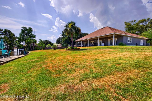 701 S Hill Court, Biloxi, MS 39532