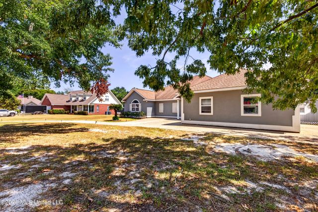 701 S Hill Court, Biloxi, MS 39532