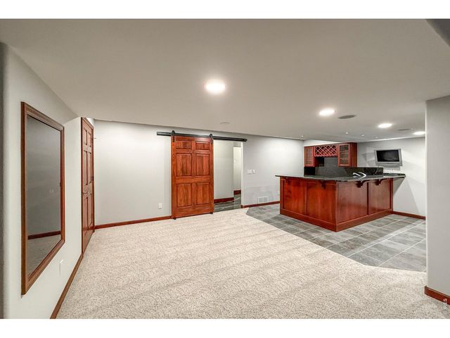 2010 Emerald Dr, Longmont, CO 80504