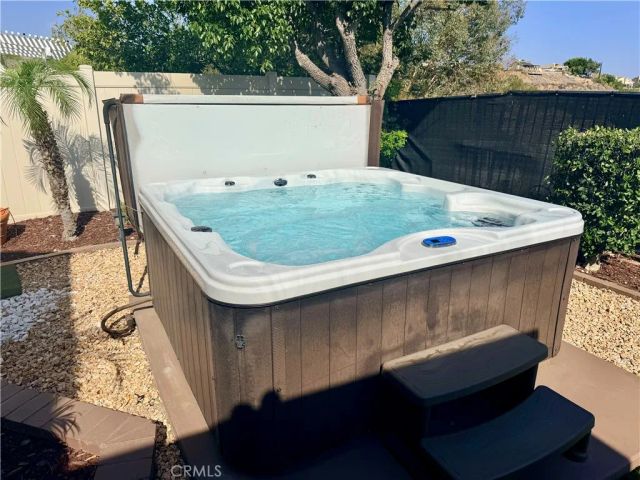 2636 Las Mercedes Lane, Corona, CA 92879