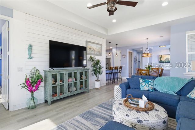 567 Weekend Ave, Hardeeville, SC 29927