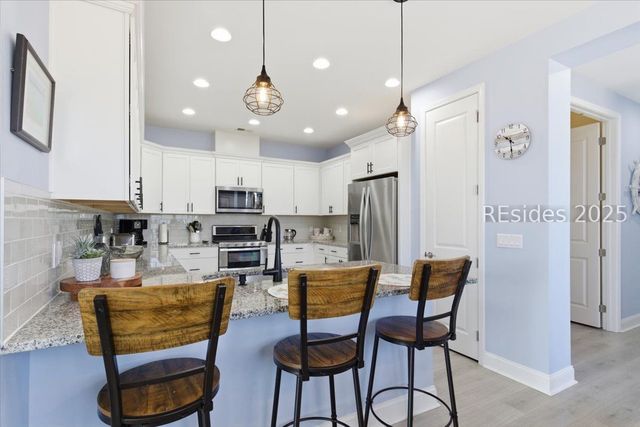 567 Weekend Ave, Hardeeville, SC 29927