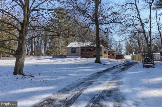 1415 SHOPES CHURCH RD, Hummelstown, PA 17036