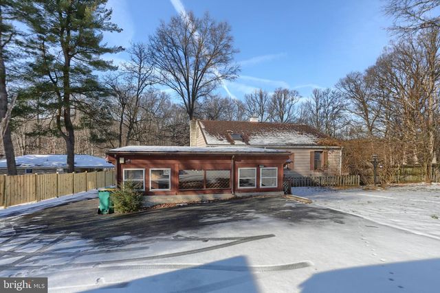 1415 SHOPES CHURCH RD, Hummelstown, PA 17036