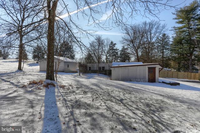 1415 SHOPES CHURCH RD, Hummelstown, PA 17036