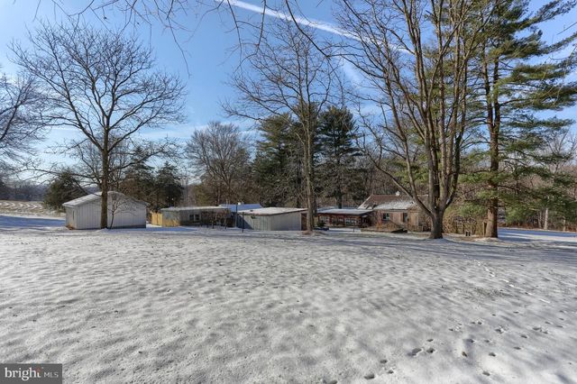 1415 SHOPES CHURCH RD, Hummelstown, PA 17036