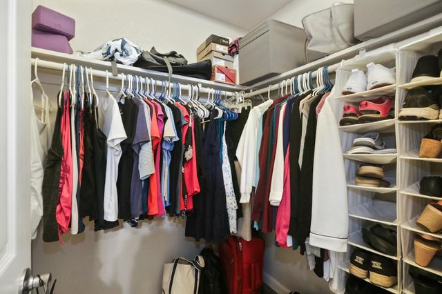 10001 Woodcreek Oaks Blvd #123, Roseville, CA 95747
