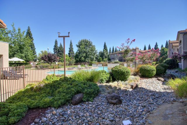 10001 Woodcreek Oaks Blvd #123, Roseville, CA 95747