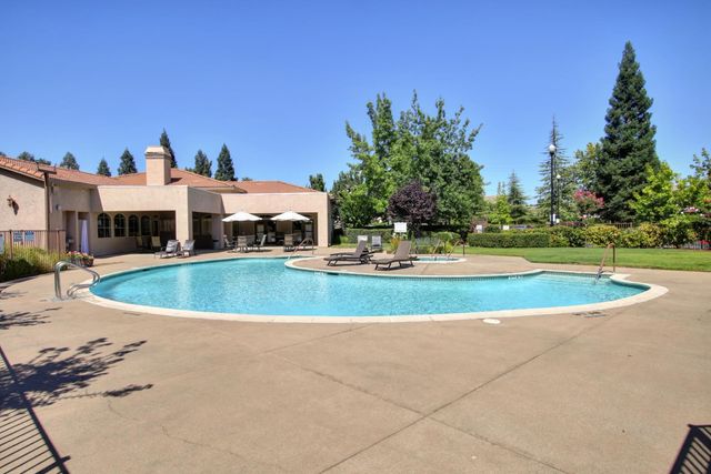 10001 Woodcreek Oaks Blvd #123, Roseville, CA 95747