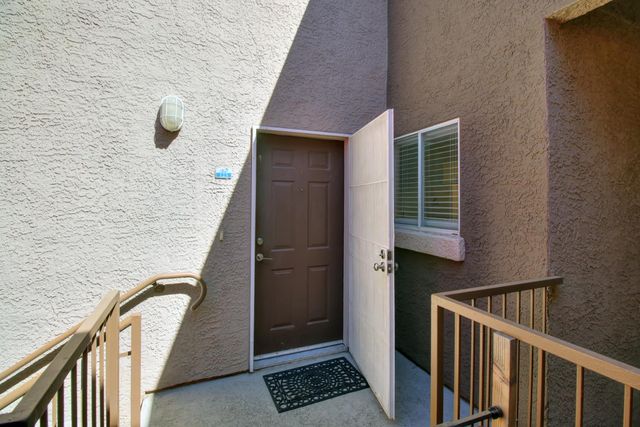 10001 Woodcreek Oaks Blvd #123, Roseville, CA 95747