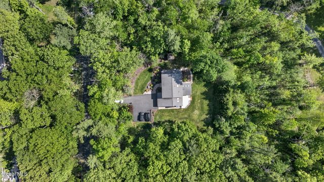 207 Swift Road, Voorheesville, NY 12186