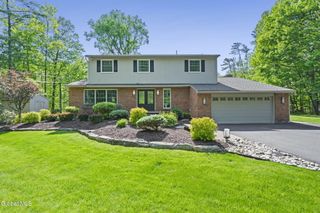 207 Swift Road, Voorheesville, NY 12186
