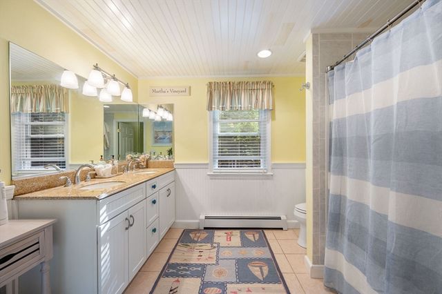 258 State St, Hanson, MA 02341