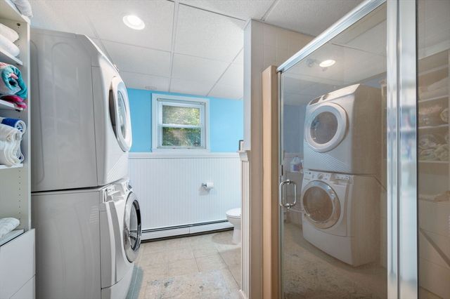 258 State St, Hanson, MA 02341