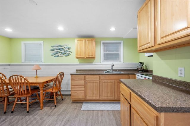 258 State St, Hanson, MA 02341