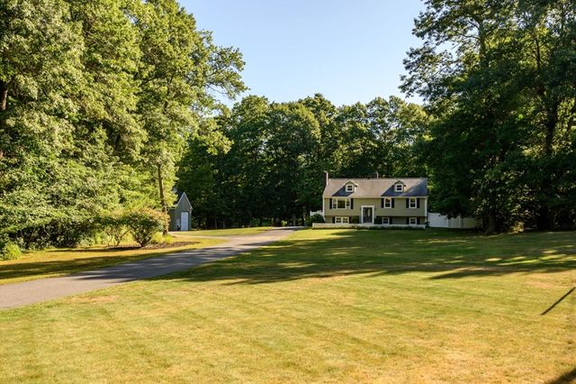 258 State St, Hanson, MA 02341