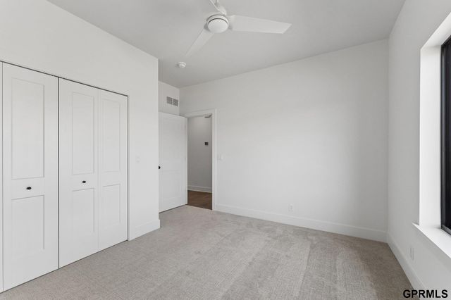 18104 Cooper Street, Gretna, NE 68028