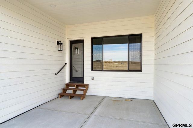 18104 Cooper Street, Gretna, NE 68028