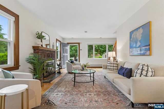 48 Claremont Avenue, Bloomfield, NJ 07003