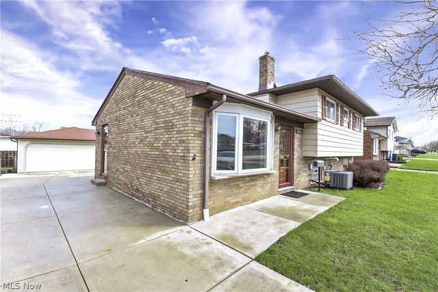 14242 Holland Road, Brook Park, OH 44142