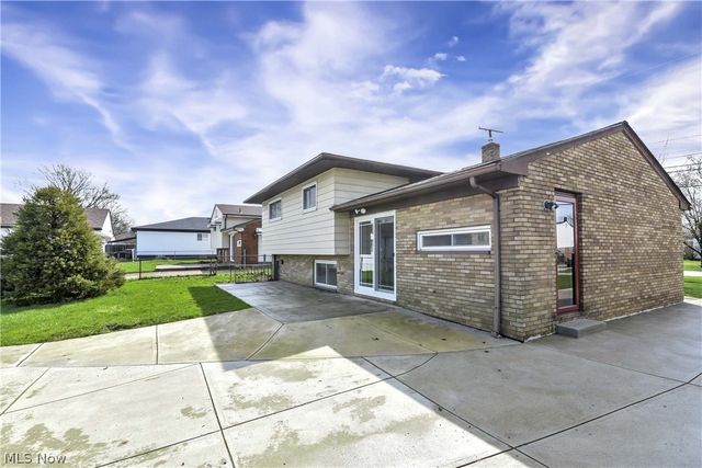 14242 Holland Road, Brook Park, OH 44142