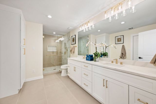 1934 Vista Oaks Drive, Carrollton, TX 75007