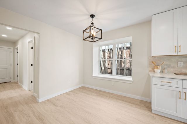 1934 Vista Oaks Drive, Carrollton, TX 75007