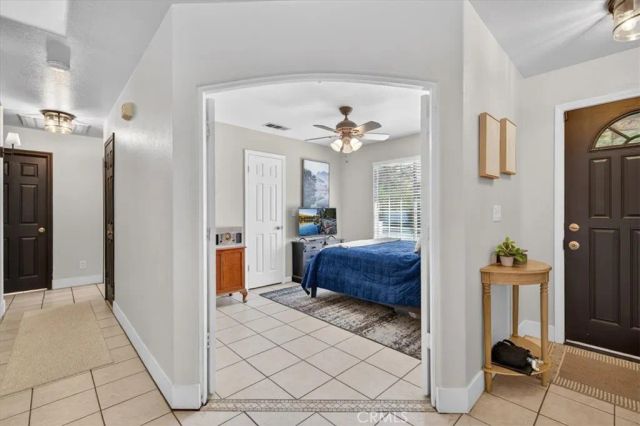 4752 W Mesa, Fresno, CA 93722