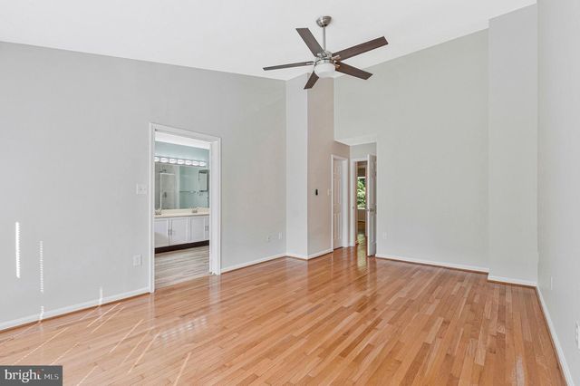 7204 OLDE LANTERN WAY, Springfield, VA 22152