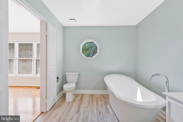 7204 OLDE LANTERN WAY, Springfield, VA 22152